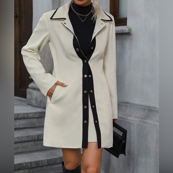 SOLD✨ White / ivory button down women’s jacket large - Picture 5 of 8